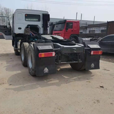 Capacidad de carga de 40-60 toneladas 6X4 375HP Sinotruck Usado HOWO camión tractor a un precio asequible