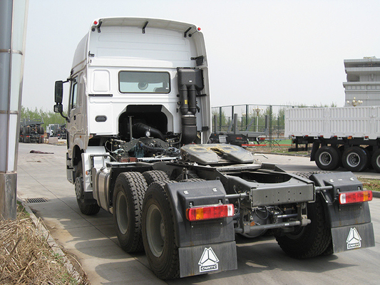 Capacidad de carga de 40-60 toneladas Sinotruck HOWO 6X4 Camión tractor con base de tracción 50 /90
