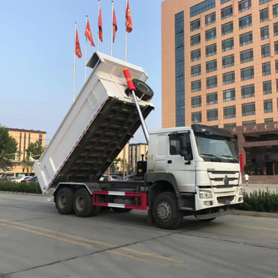 351-450hp HOWO Sinotruck 70 toneladas camión de descarga de minería con diseño de neumáticos radiales