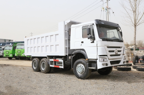Solicitud personalizada Sinotruck HOWO 6X4 camión de basura usado en Botswana con personalización