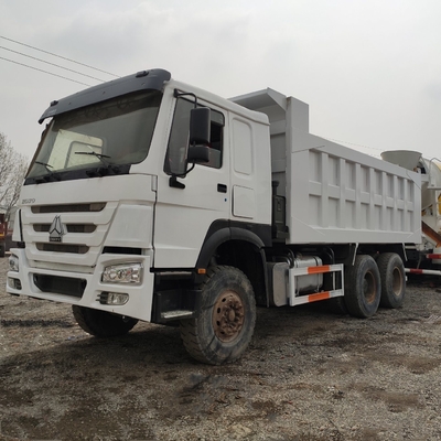 Solicitud personalizada Sinotruck HOWO 6X4 camión de basura usado en Botswana con personalización