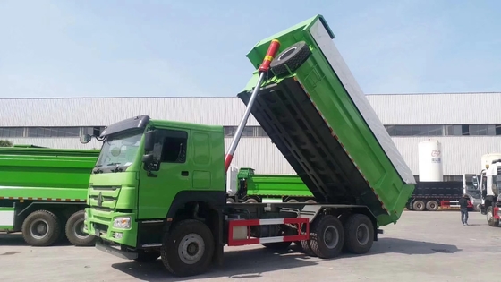 Camión de 40 toneladas Sinotruck HOWO 8X4 Dump Mining Usado con transmisión HW19710