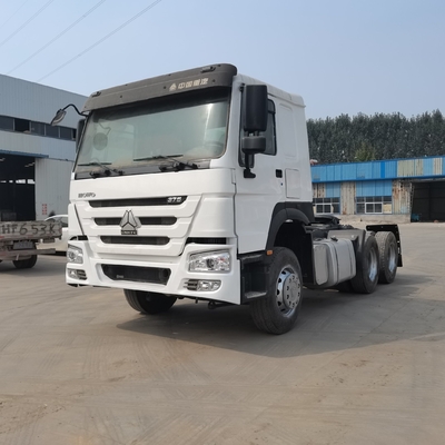 6X4 HOWO Road Man Tractor Head Truck para África 2016 año Cummins Isme 420 motor