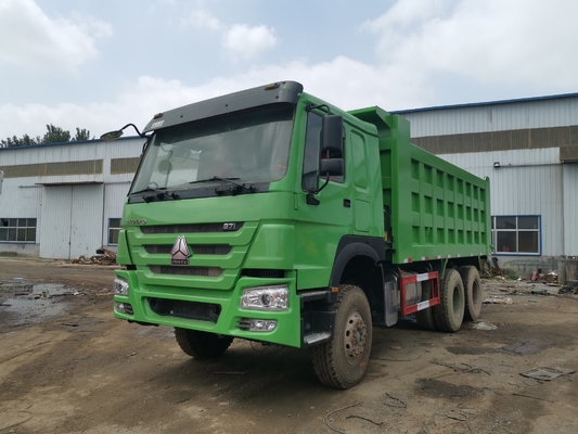2017 Años en buen estado 6X4 Sinotruk HOWO camión usado para el mercado de África asientos ≤5