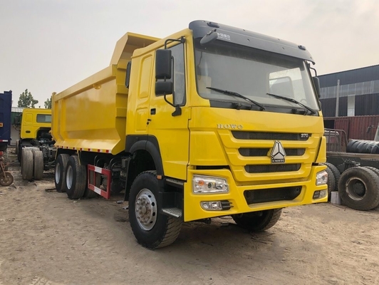 Una cama con aire acondicionado Sinotruck HOWO 371 420HP de trabajo pesado de 10 ruedas camión de vuelta 40t
