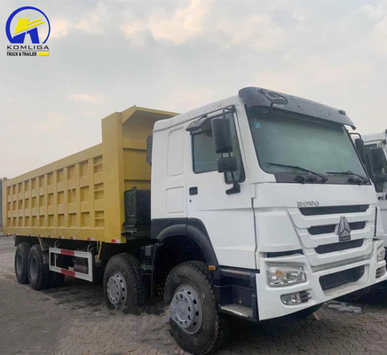 Sinotruk HOWO, camión de 70 toneladas de alta capacidad con elevación hidráulica de caudal ventral