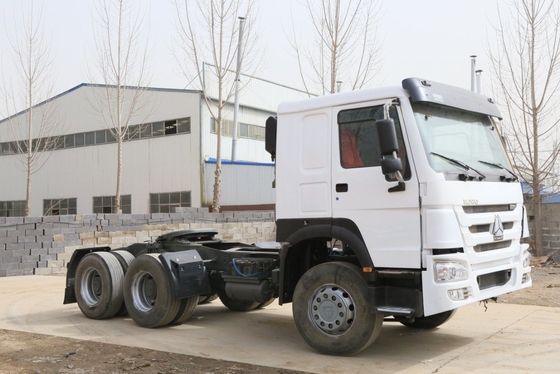 Solicitud personalizada Camión tractor fabricado en 2019 para transporte de carga pesada