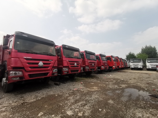 Sinotruk de segunda mano HOWO Shacman Dump Tipper para África 6×4 Volante de conducción 300L Cisterna de combustible