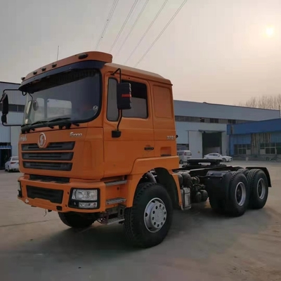 Capacidad de carga de 21-30 t 6X4 Shacman Camión Tractor Cabeza de remolque con motor y capacidad &gt; 8L