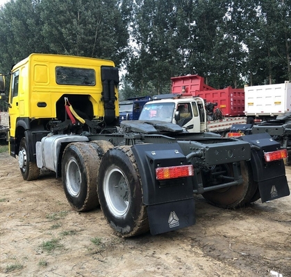 Euro 2 Sinotruk 3 Tractor de Eje 400HP Camión tractor Zz4257s3241W para su beneficio
