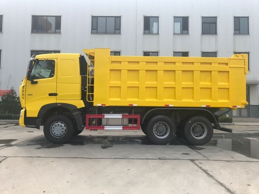 Diseño de neumáticos radiales 420HP 371HP Sinotruk HOWO A7 camión de inclinación 6X4 Euro 2 estándar de emisiones