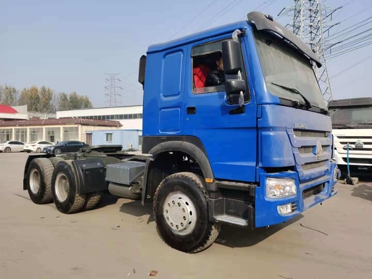 Sinotruk HOWO Tractor Truck Head 371-450HP 6X4 Hw19710 Caja de cambios y características versátiles