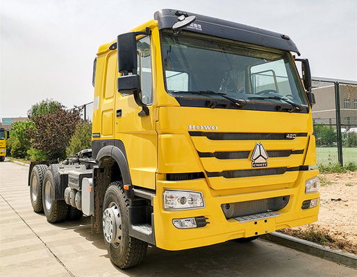 Capacidad de carga de 40 a 60 toneladas Sinotruk HOWO Tractor Truck Head para remolque Wd615.47 Motor