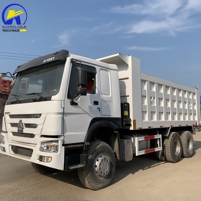 Camión pesado de 8X4 de 60 toneladas Sinotruk en buenas condiciones con neumáticos radiales de 1200r20