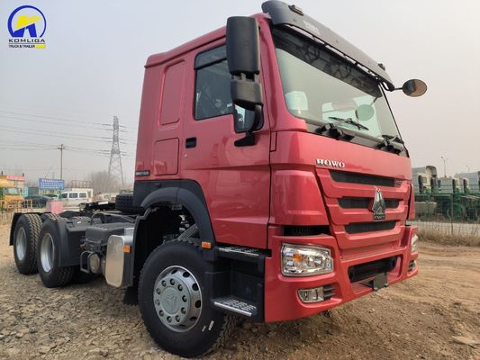 Las piezas de repuesto técnicas apoyan Sinotruk HOWO 6X4 camión tractor para África 6800*2500*3200mm