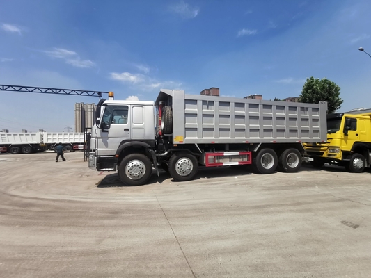 Camión pesado de 30-50 toneladas Sinotruk HOWO 371HP 8X4 con estructura duradera