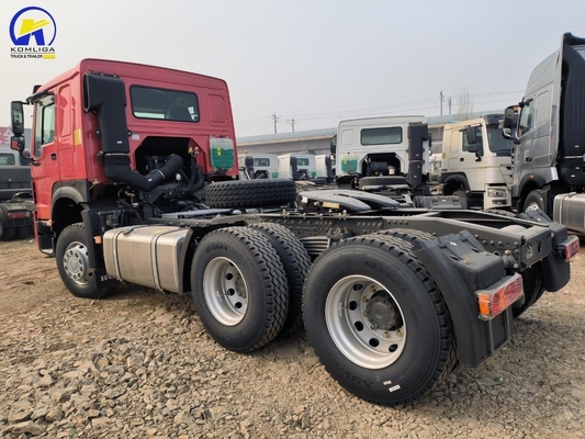 Sinotruk HOWO 6X4 Cabeza de tractor Rhd Prime Mover Camión para y rendimiento duradero