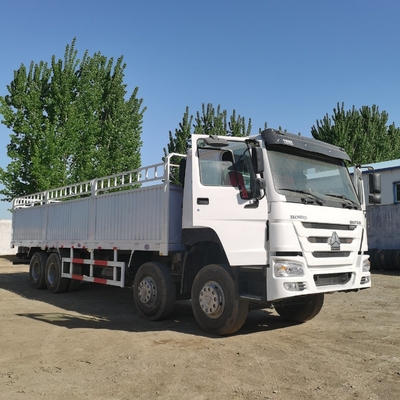 Sinotruk HOWO Camión de carga pesado o ligero con certificación y rendimiento ISO