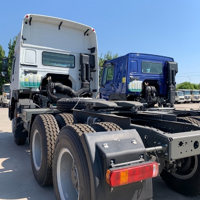 Capacidad 351-450 CV Sinotruk HOWO 6X4 Certificado ECE camión tractor para el transporte de remolques