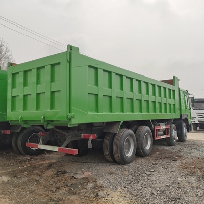 Norma de emisiones Euro 2 Sinotruk HOWO 375HP camión de descarga con neumáticos radiales 1200r20
