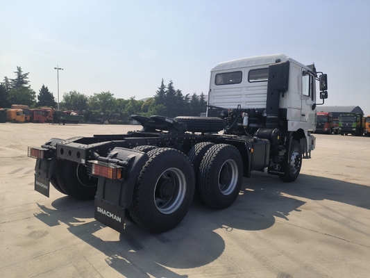 Shacman 6X4 Camión pesado &gt; 8L Capacidad del motor Hombre 7.5 toneladas Eje delantero / Utilizado para remolque