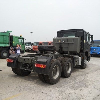 Sinotruk HOWO 6*4 420HP Camión de cabeza de remolque Camión tractor con 6800*2500*3200mm Tamaño