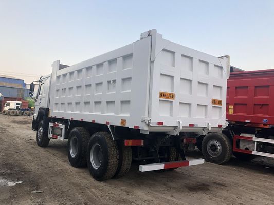 Sinitruk HOWO usado 6X4 10 ruedas camión de 30t Zz3257n3847A con tanque de combustible de 300L