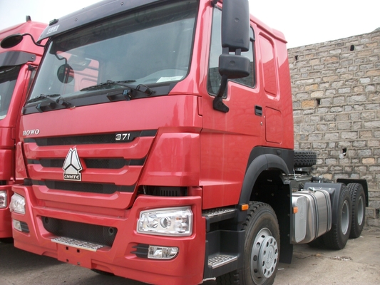 6.5 Relación de velocidad utilizada Sinotruk HOWO 6*4 Camión tractor Camión de cabeza de tractor para rendimiento