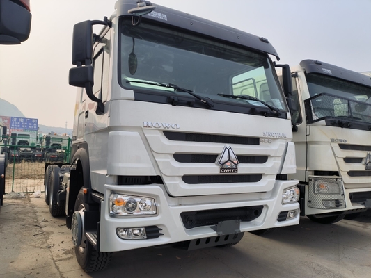 6X4 Sinotruk HOWO Tractor pesado Camión cabeza de remolque con Wd615.47 Capacidad del motor&gt; 8L