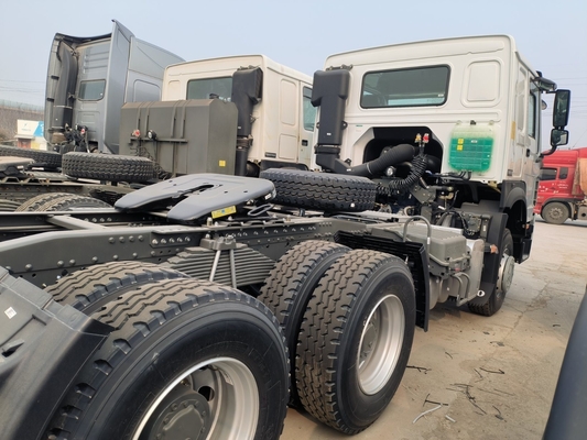 Sinotruk HOWO 6X4 camión tractor con 10 ruedas y una relación de velocidad de 3,08 en el mejor de los casos