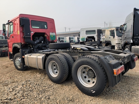 Sinotruk HOWO 6X4 Camión tractor con cabeza de remolque de 10 ruedas y motor D12.42-20
