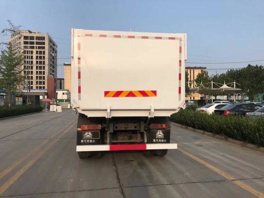 Potente Diesel HOWO 10 neumáticos tirador / camión de descarga 6 * 4 con gran capacidad de 25-30 toneladas