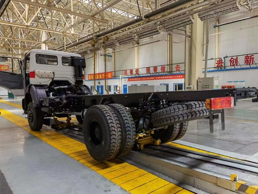 Beiben Benz 4X2 6X4 Prime Mover Camión de cabeza de tractor con diseño de neumáticos radiales
