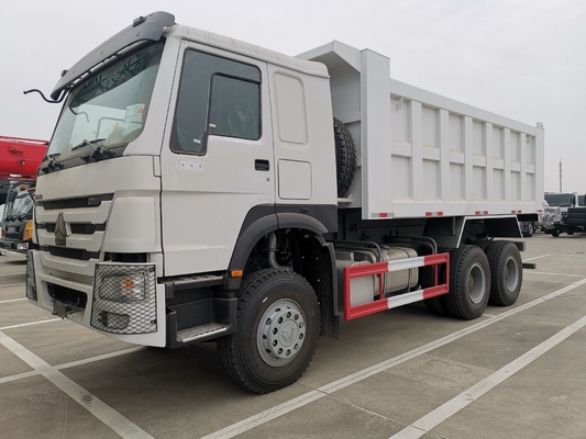 Sinotruk HOWO de segunda mano 6*4 camión de descarga con elevación hidráulica con volante ventral