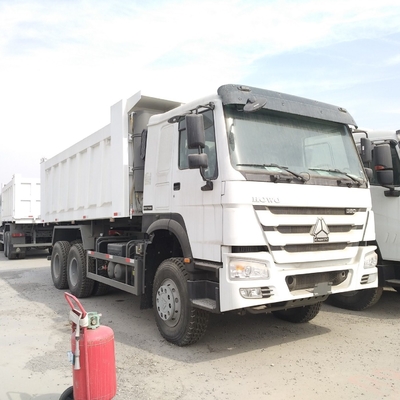 Sinotruk HOWO de segunda mano 6*4 camión de descarga con elevación hidráulica con volante ventral