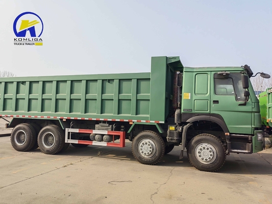 8X4 12 ruedas 60ton Sinotruck tirador de descarga 371HP HOWO camión de descarga para la construcción