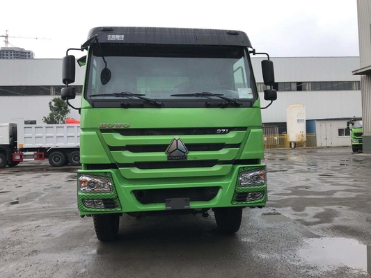 Sinotruck usado 10 ruedas tirador tirador 371HP HOWO camión con diseño de neumáticos radiales