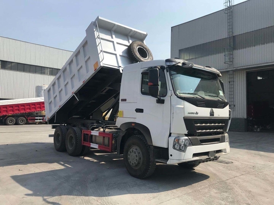 Sinotruck usado 10 ruedas tirador tirador 371HP HOWO camión con diseño de neumáticos radiales