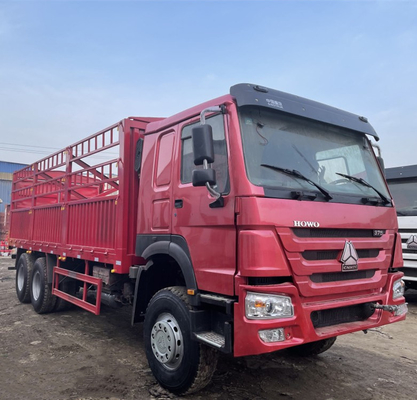 Sinotruk HOWO Camión de carga con certificación ECE de neumáticos y transmisión Wly6t46