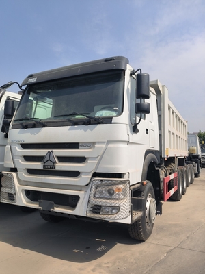 Sinotruk HOWO 6X4 10 ruedas de minería descargador tirador camión de descarga usado con tanque de combustible de 300L