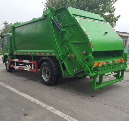 Sinotruk HOWO 4X2 Pequeño camión de basura compactador de 5 toneladas 3 toneladas con 9726 ml de desplazamiento