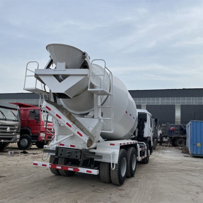 Sinotruck HOWO 6X4 8m3 9m3 10m3 camión mezclador de cemento con eje de accionamiento de doble reducción