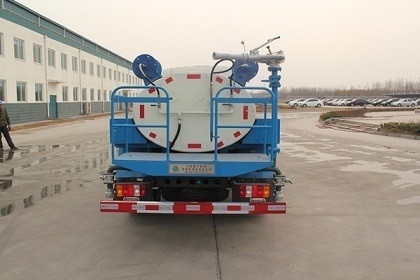 25000 litros Volumen del tanque 4X2 Sinotruck HOWO Dongfeng Dimensiones del camión de agua potable