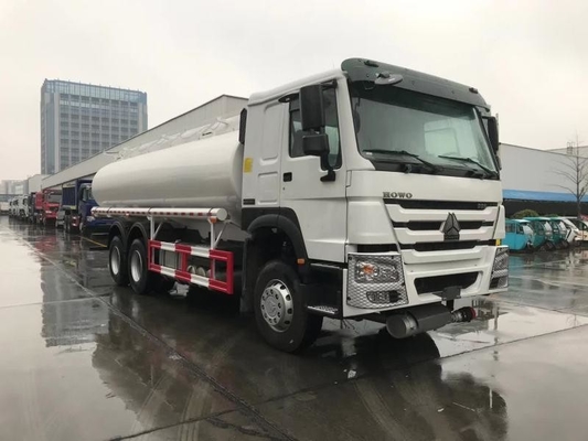 Camión de alta capacidad 20000L 25000L Sinotruck usado HOWO camión cisterna de petróleo para almacenamiento de petróleo