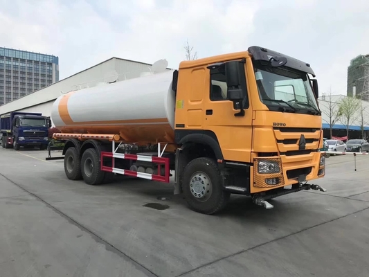 Camión modelo Zz3257n3847A Sinotruk HOWO 6X4 Camión de agua con certificación GCC