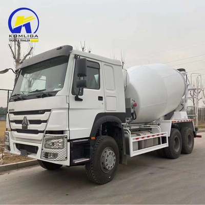 Camión sinóptico de trabajo pesado HOWO 6X4 camión de silos de cemento a granel con una potencia máxima de 300-400 caballos de fuerza