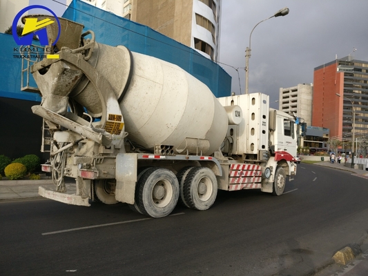 Diseño de neumáticos radiales Shacman F3000 camión mezclador de hormigón para grandes proyectos de construcción