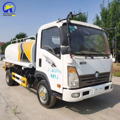 Sinotruk HOWO 4X2/6X4/8X4 Camión cisterna de agua de 20cbm con capacidad de cabina y motor &gt; 8L