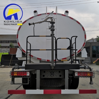 Camión de rociadores de agua Sinotruk HOWO de 25 cbm con motor D12.42 y transmisión Pto