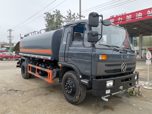 Sinotruk HOWO 4X2/6X4/8X4 Camión de agua usado con 371 CV y &gt; 8L de capacidad del motor